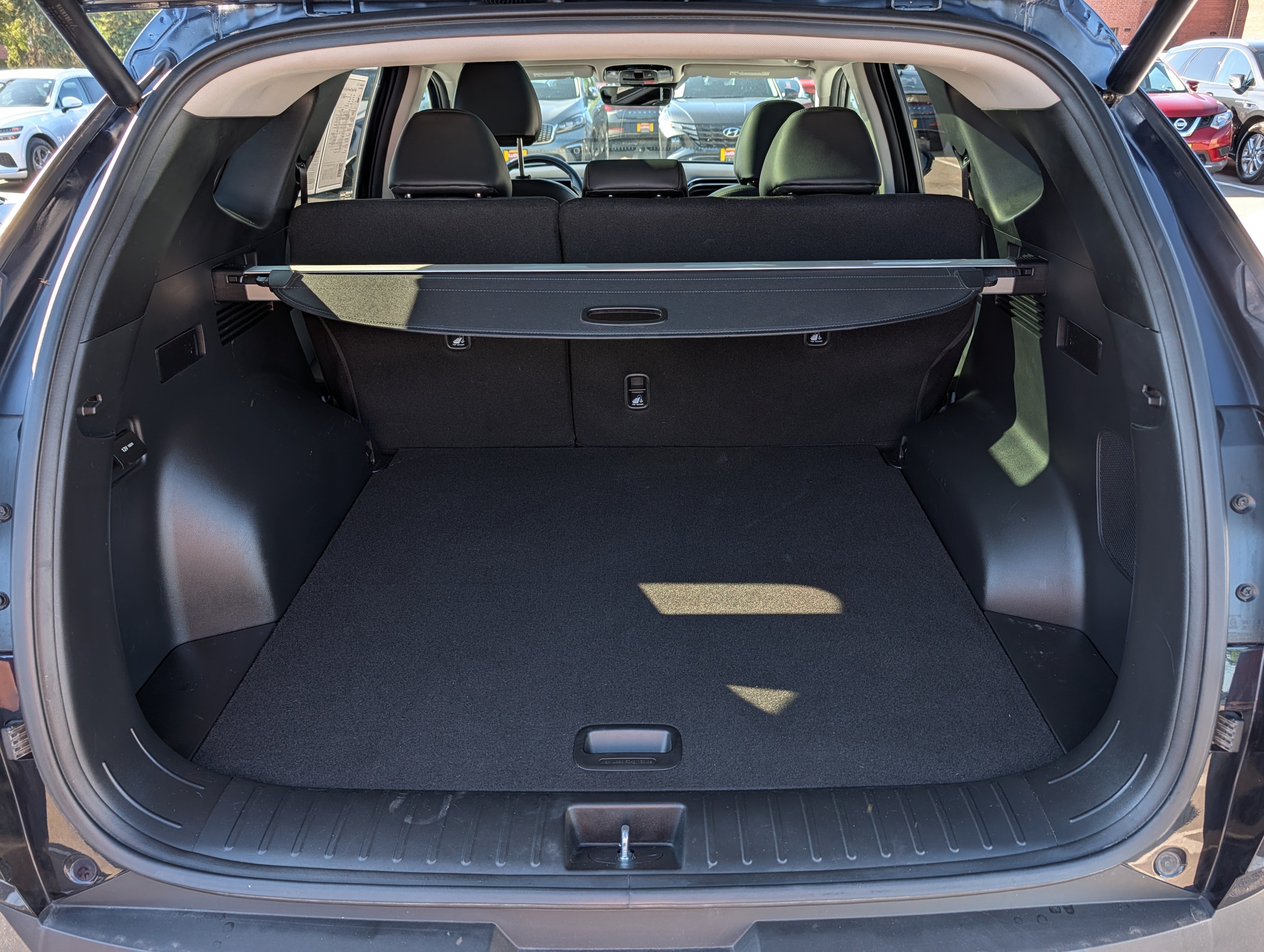 Certified 2024 Hyundai Tucson Limited AWD/4WD image 18