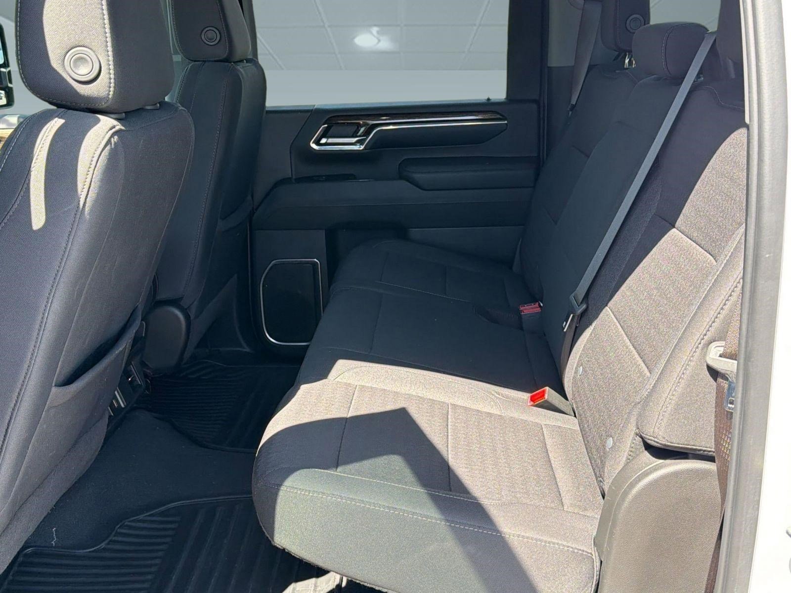 Used 2024 GMC Sierra 2500 SLE w/ SLE Value Package; image 14