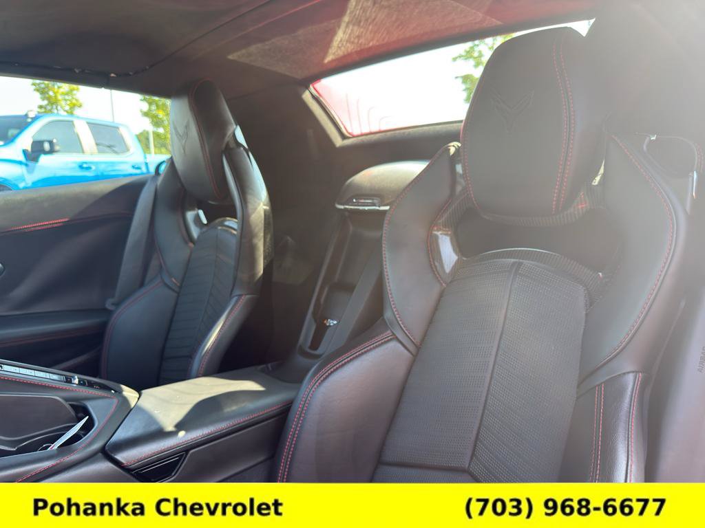 Used 2022 Chevrolet Corvette Stingray Premium Conv w/ Z51 Performance Package RWD image 21