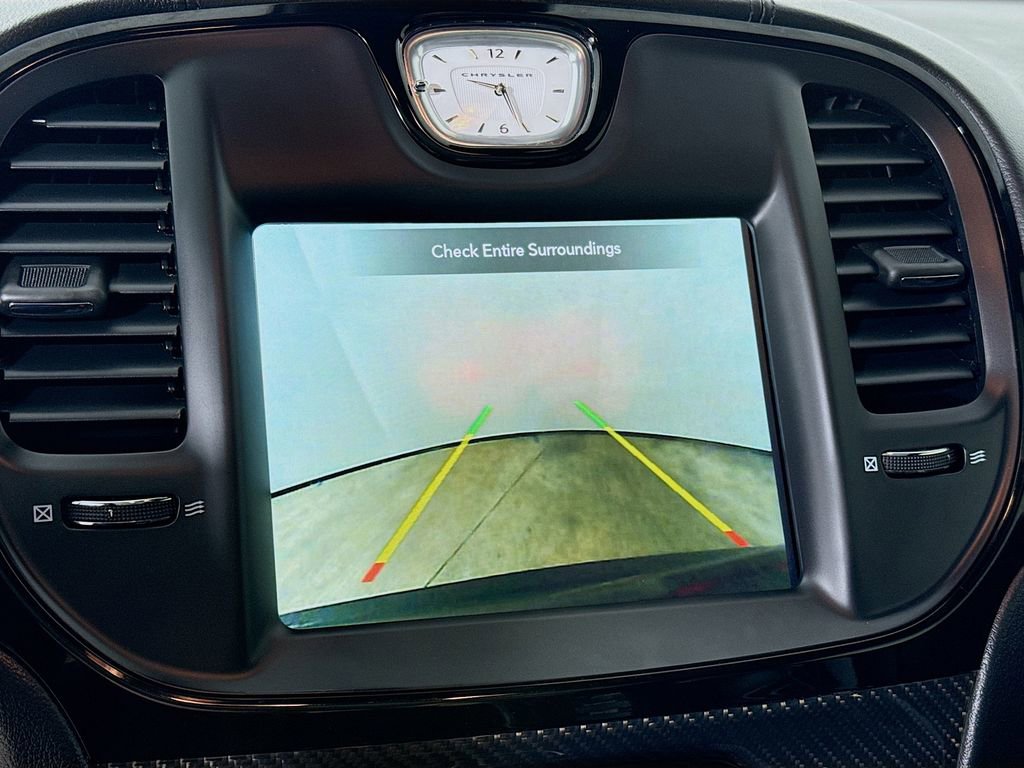 Used 2023 Chrysler 300 C image 13