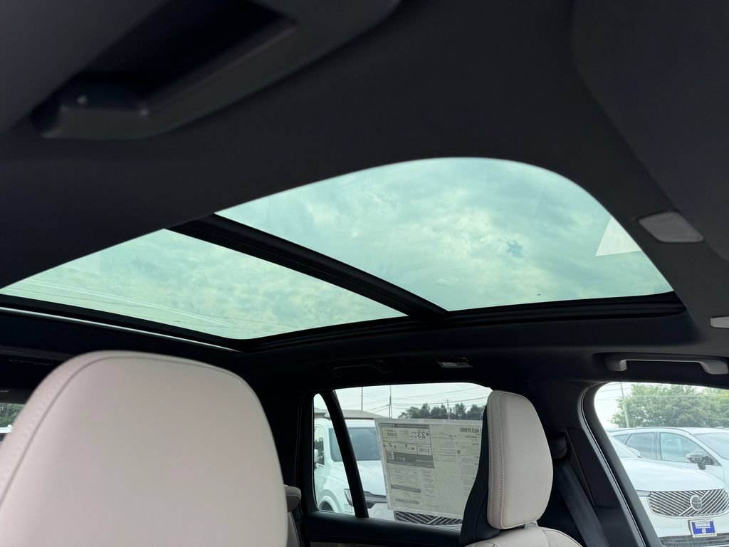 New 2026 Volvo XC90 B6 Plus AWD/4WD image 10