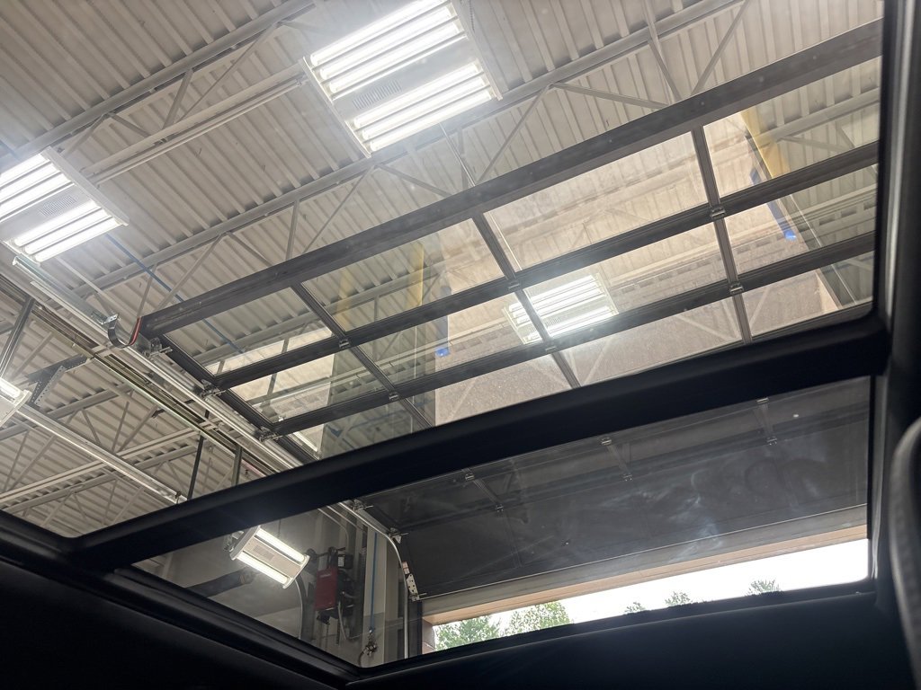 Used 2024 GMC Yukon XL Denali image 44