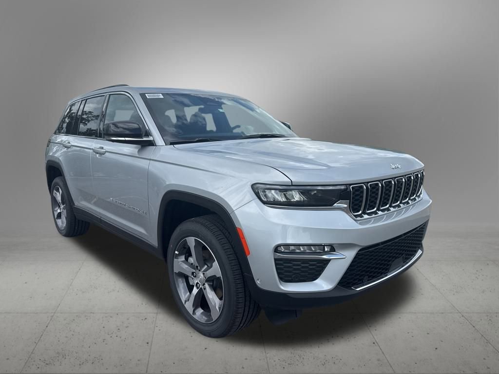 New 2025 Jeep Grand Cherokee Limited w/ Luxury Tech Group II