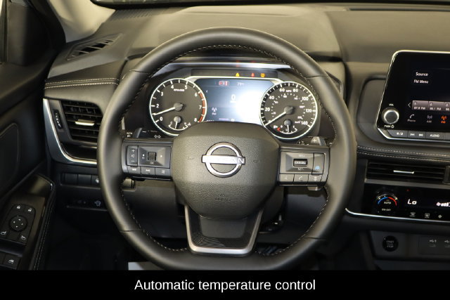 Used 2026 Nissan Rogue SV FWD image 7