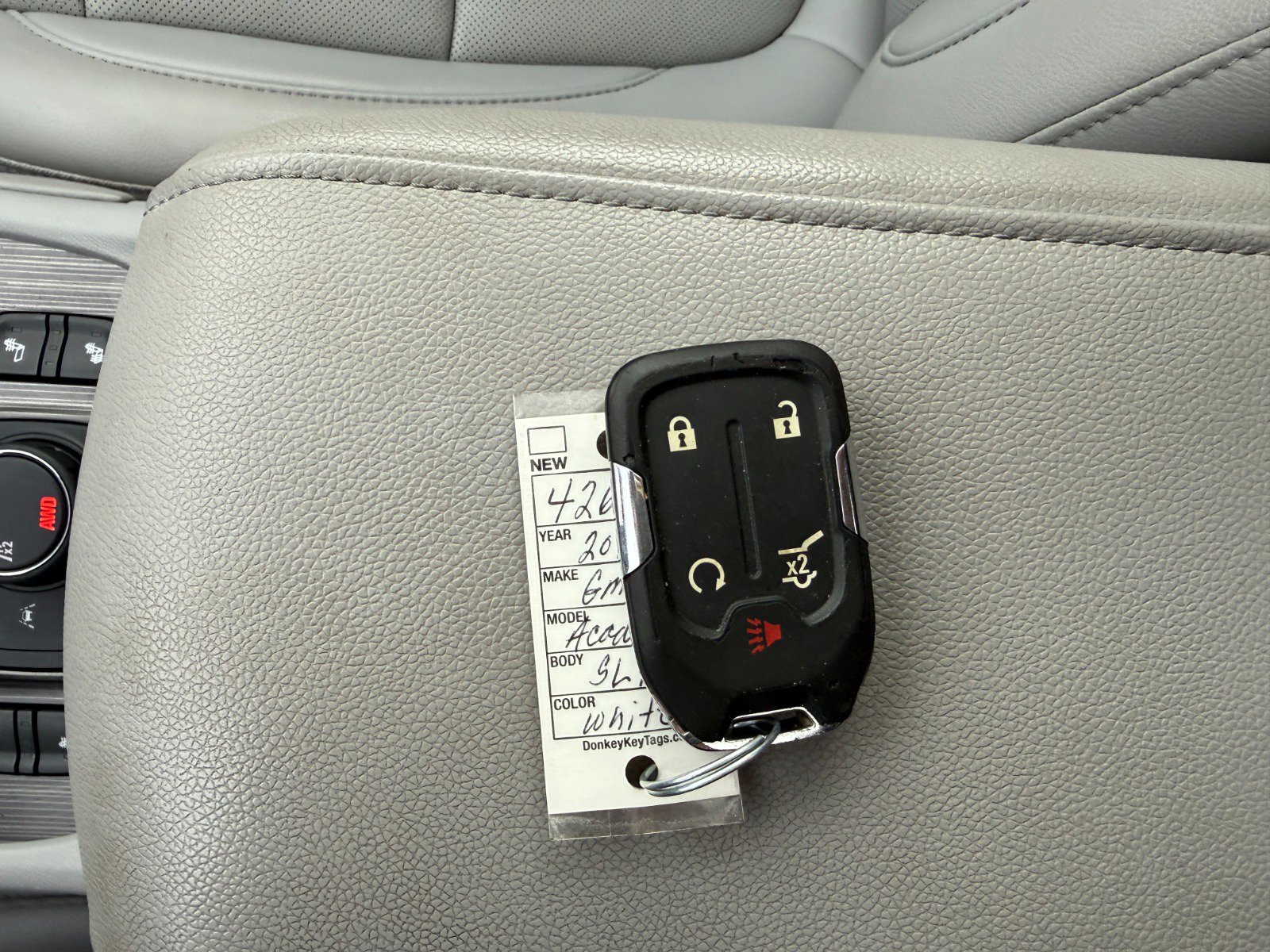 Used 2022 GMC Acadia SLT w/ LPO, Floor Liner Package image 40