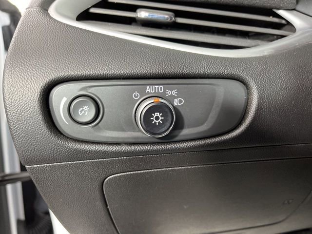 Used 2023 Chevrolet Malibu LT image 30