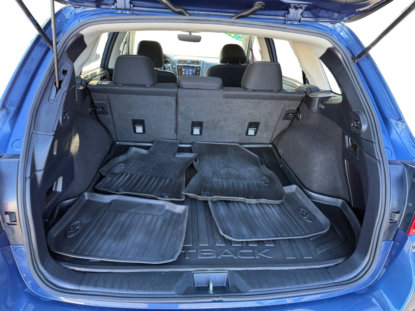 Used 2019 Subaru Outback 2.5i Premium AWD/4WD image 17