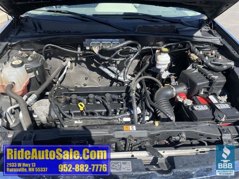 Used 2011 Ford Escape XLS w/ 102A Rapid Spec Order Code AWD/4WD image 22