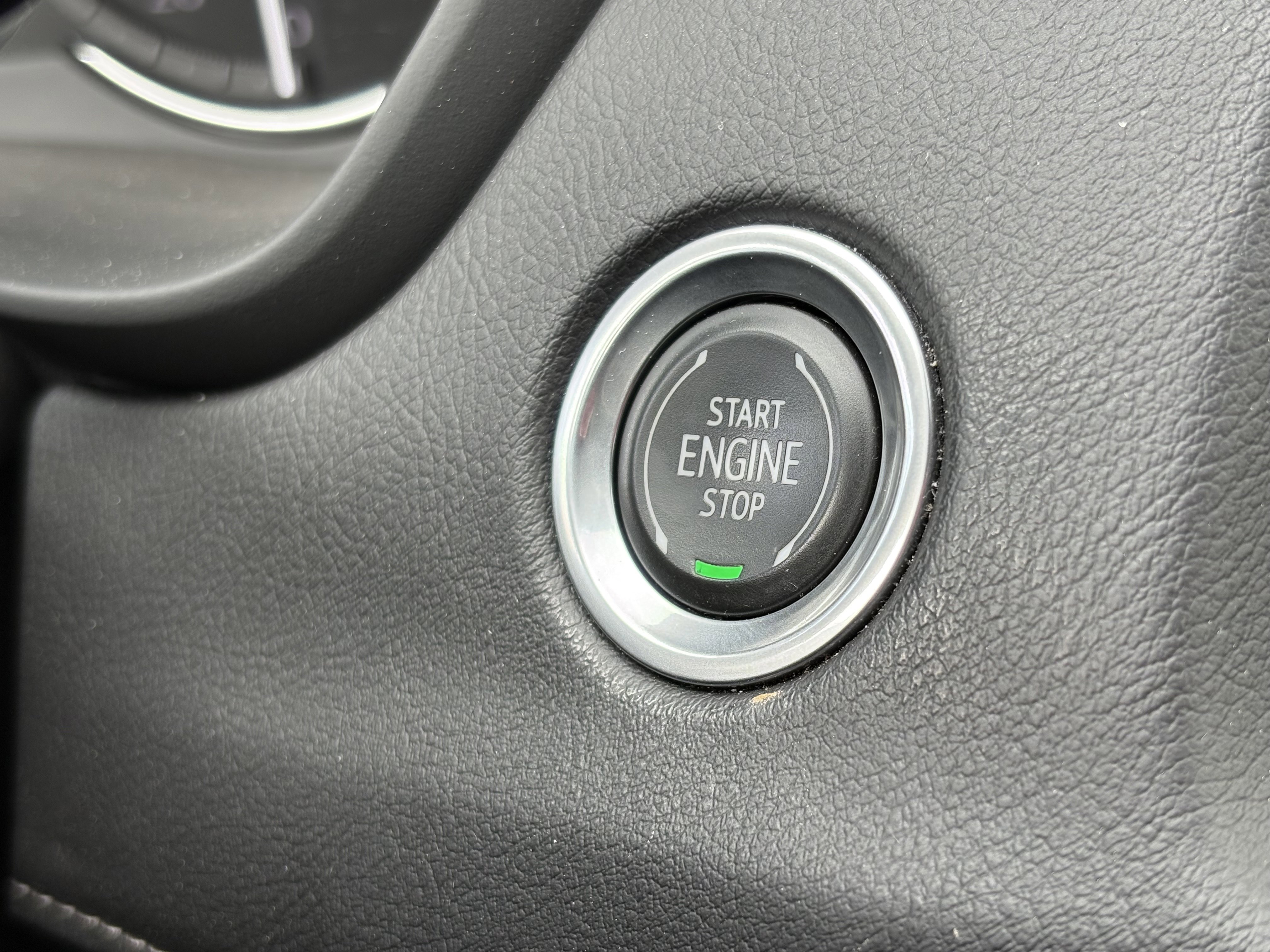 Certified 2023 Cadillac XT4 Premium Luxury image 28