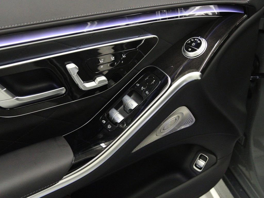 New 2026 Mercedes-Benz S 580 4MATIC Sedan image 14