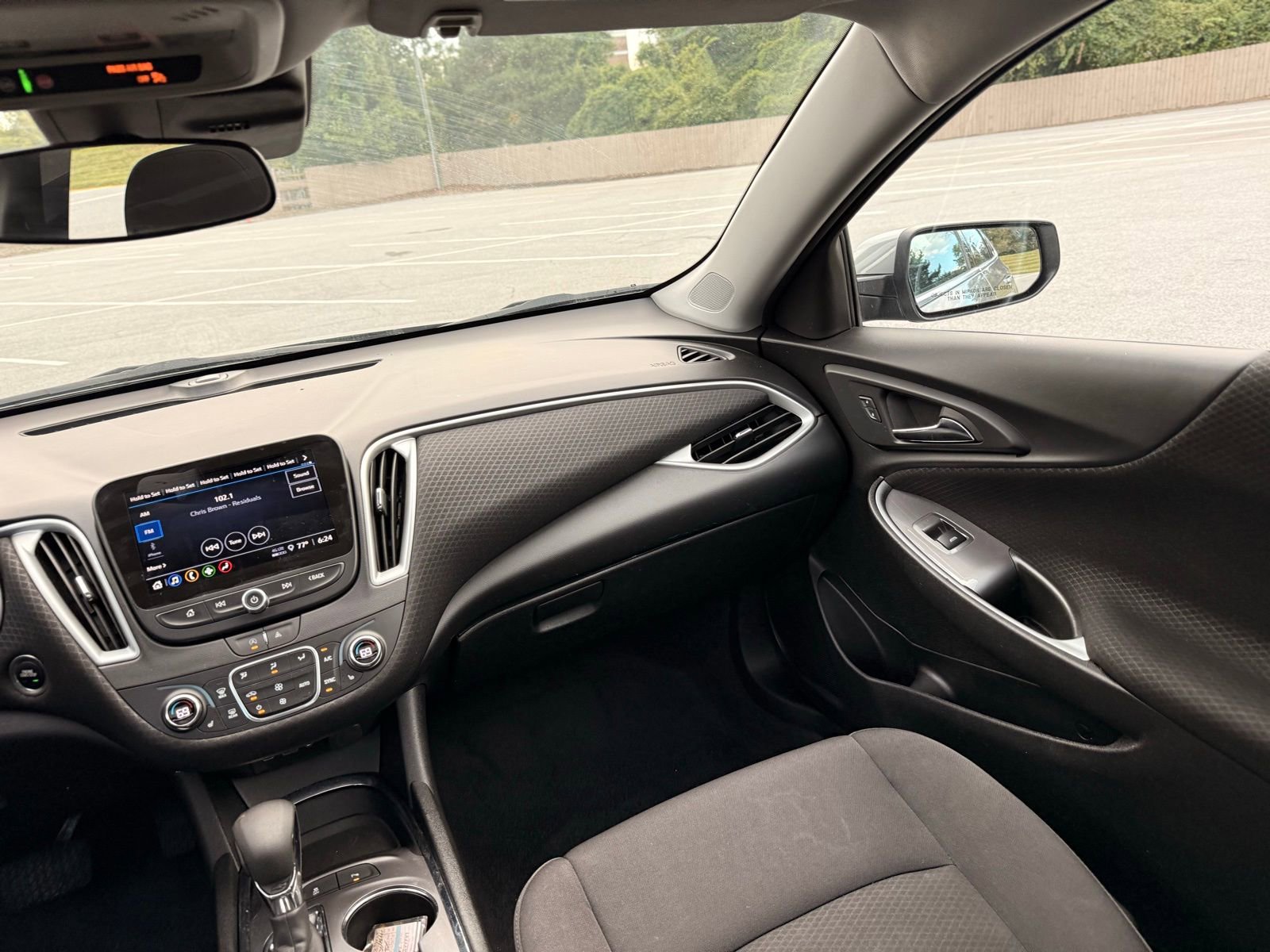 Used 2024 Chevrolet Malibu LT image 29