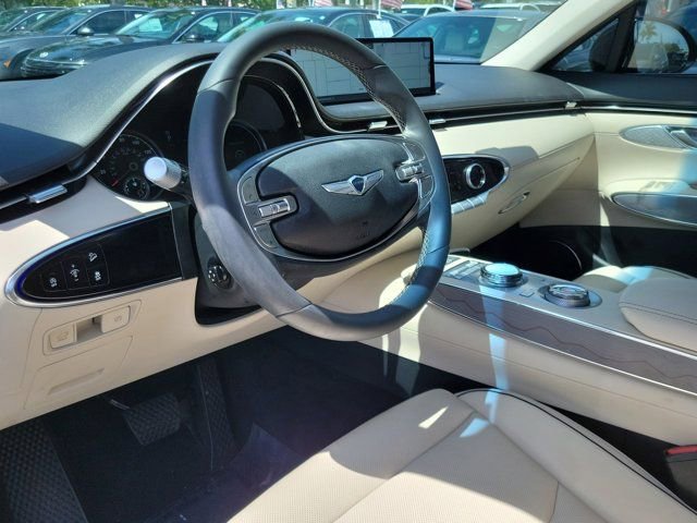 Used 2024 Genesis GV70 2.5T w/ Advanced Package AWD/4WD image 15