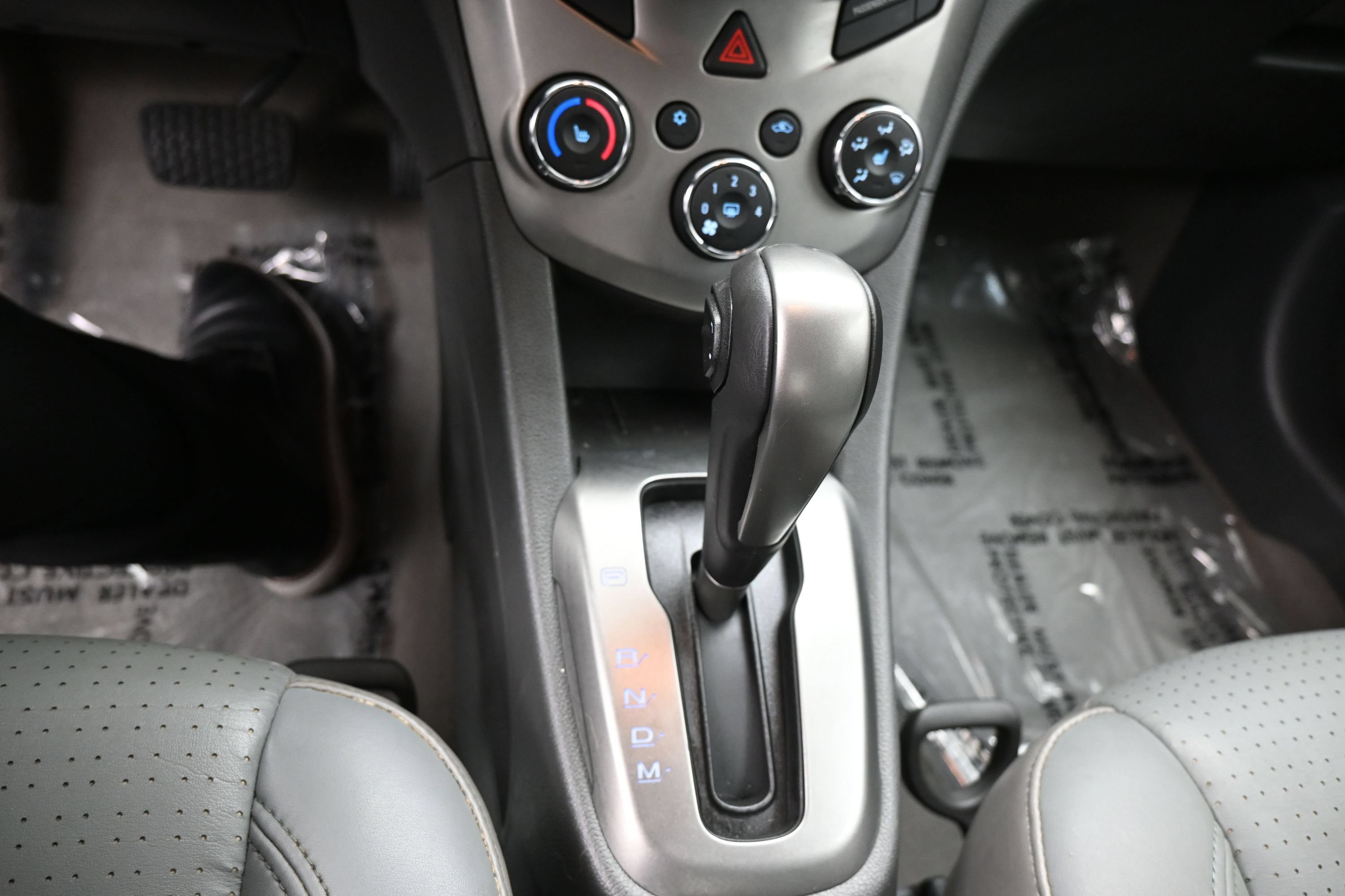 Used 2015 Chevrolet Sonic LTZ FWD image 14