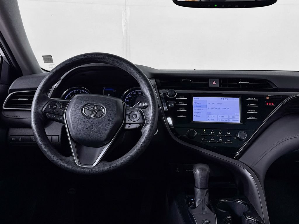 Used 2019 Toyota Camry LE w/ Convenience Package FWD image 10