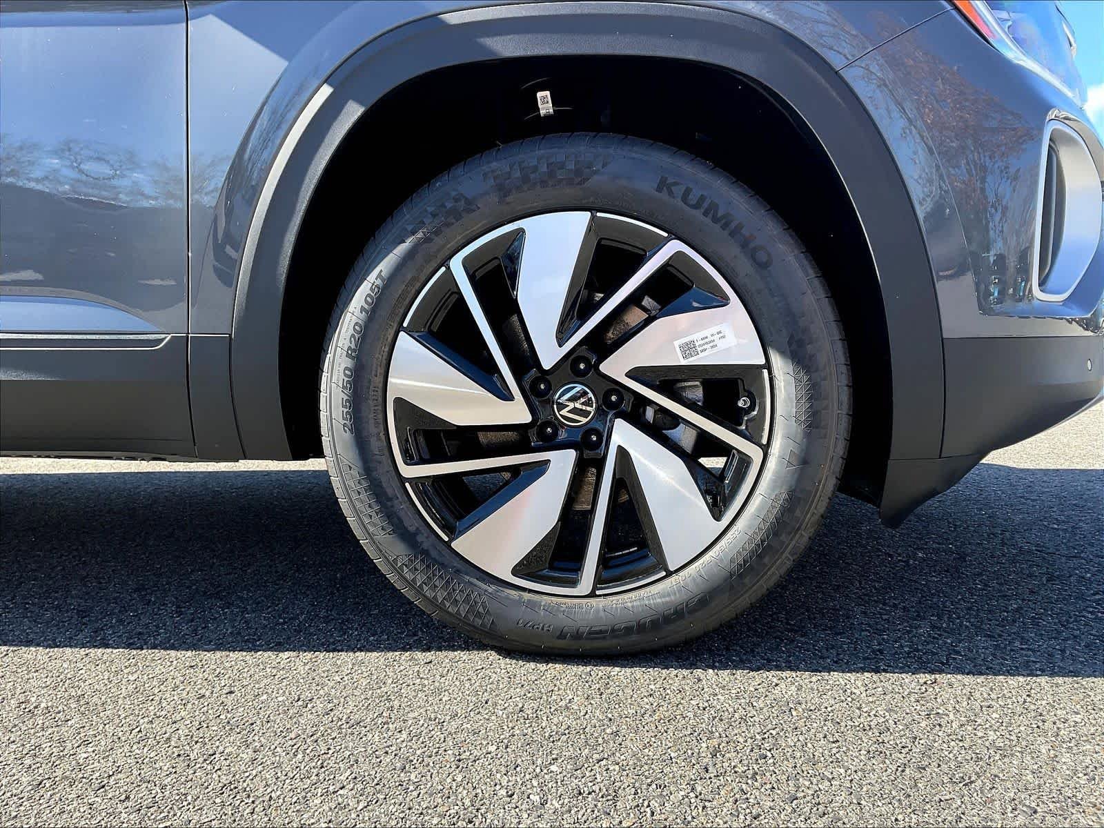 New 2026 Volkswagen Atlas SE AWD/4WD image 8