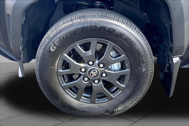 Certified 2025 Toyota 4Runner SR5 AWD/4WD image 11