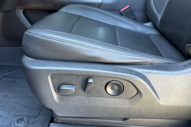 Used 2023 GMC Sierra 1500 SLT w/ SLT Premium Plus Package AWD/4WD image 13