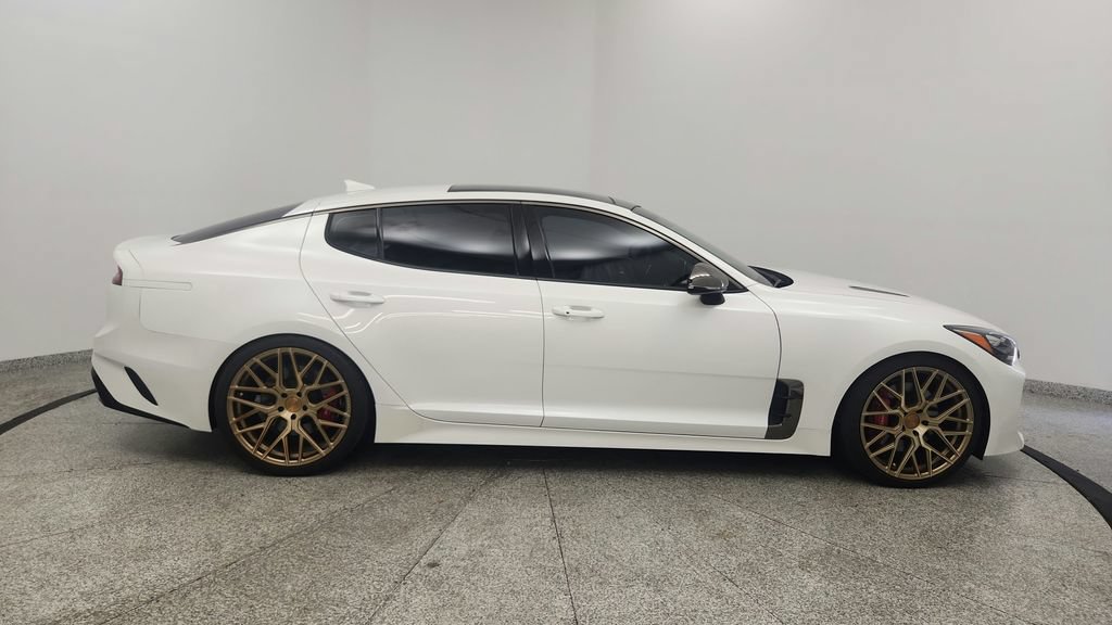 Used 2021 Kia Stinger GT1 image 39