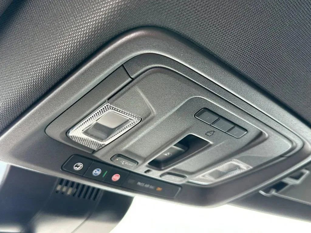 New 2026 GMC Sierra 3500 Denali w/ LPO, Black Badging Package image 33