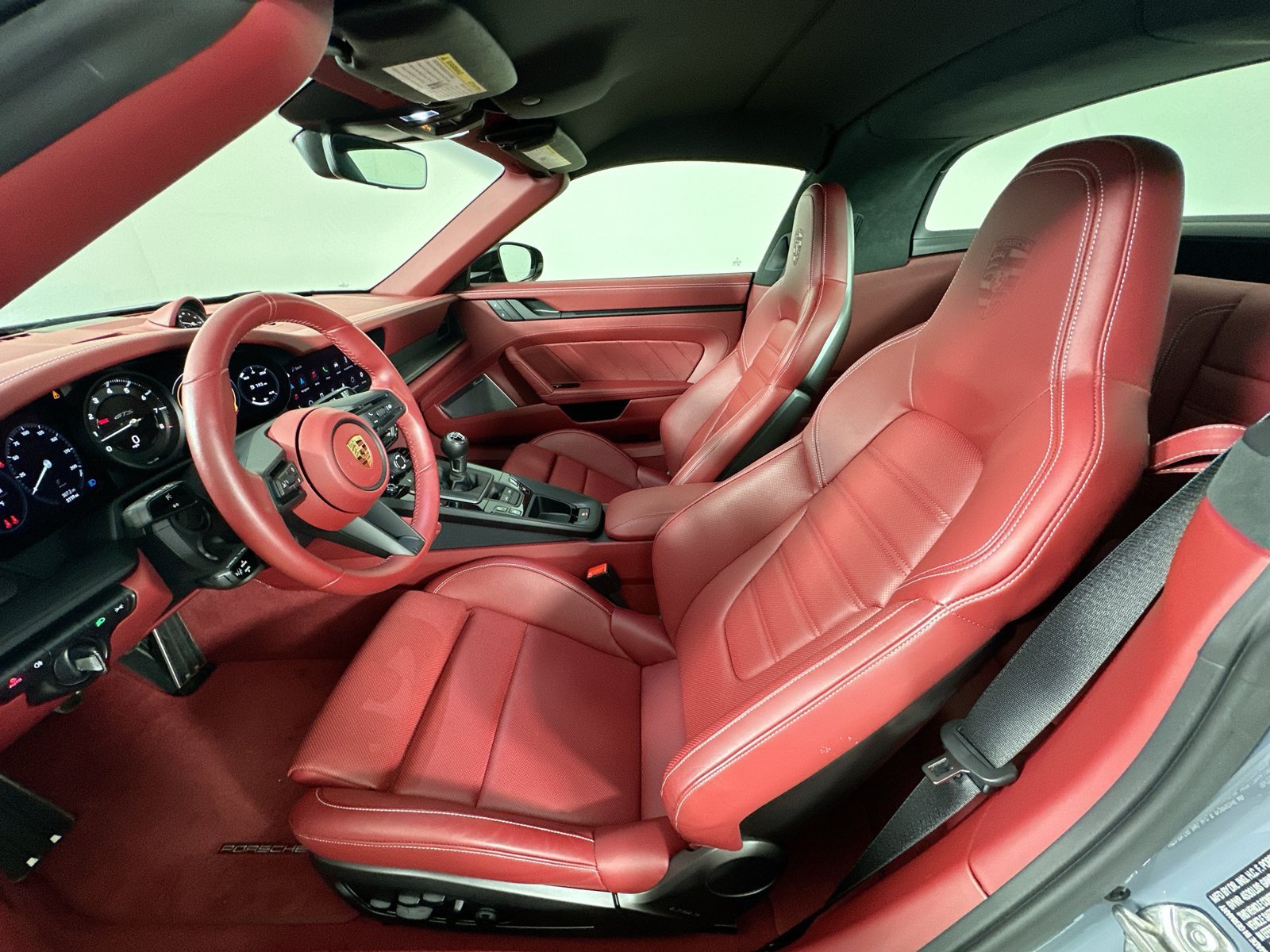 Used 2024 Porsche 911 Targa 4 GTS AWD/4WD image 32