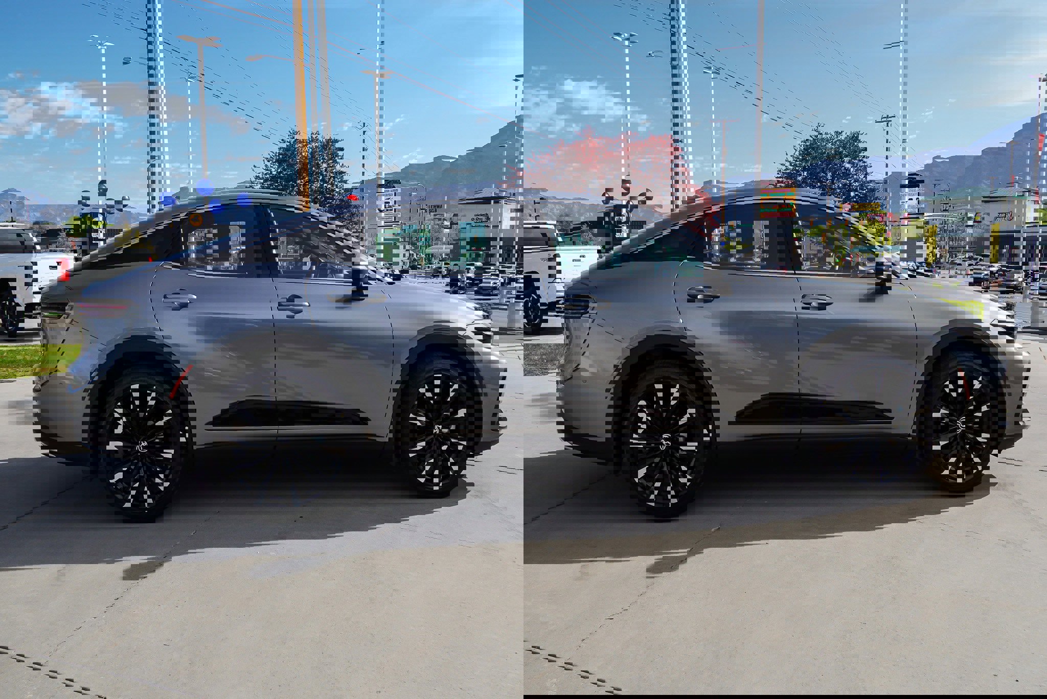 Certified 2024 Toyota Crown Platinum AWD/4WD image 9