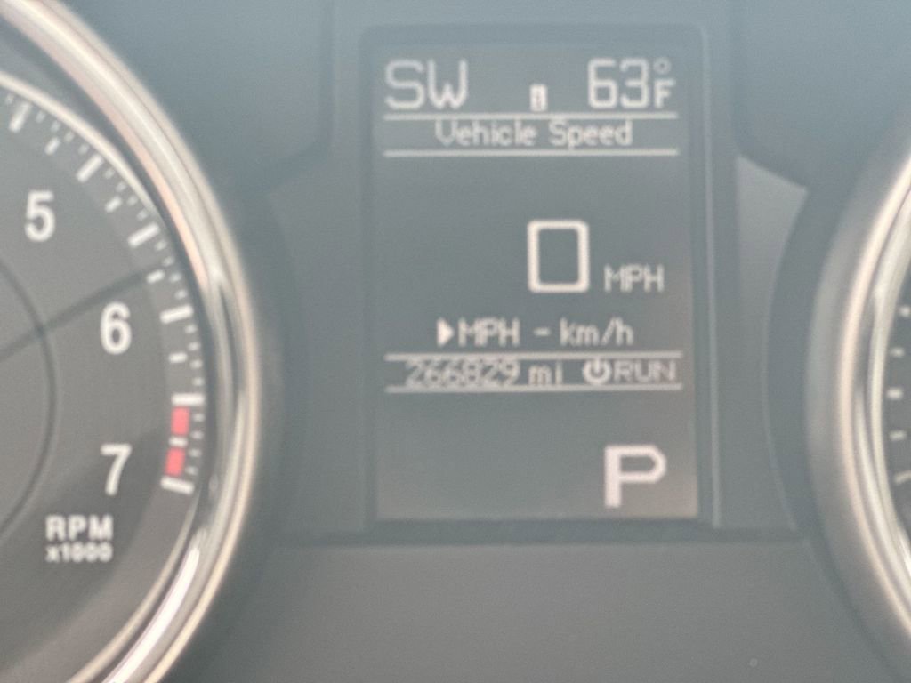 Used 2011 Jeep Grand Cherokee Laredo image 13