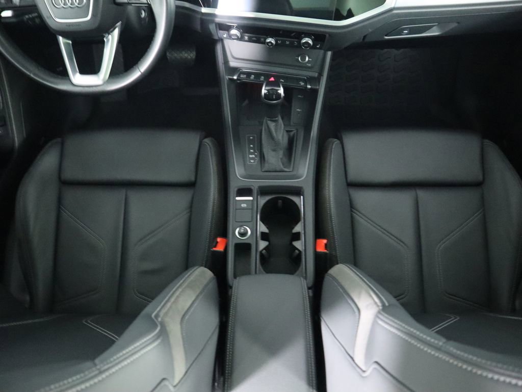 Certified 2022 Audi Q3 2.0T Premium Plus w/ Premium Plus Package image 17