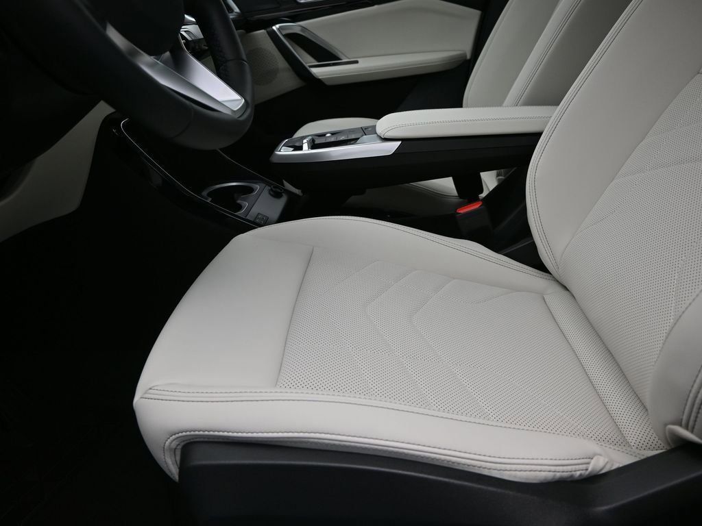 New 2026 BMW X1 xDrive28i w/ Convenience Package image 13