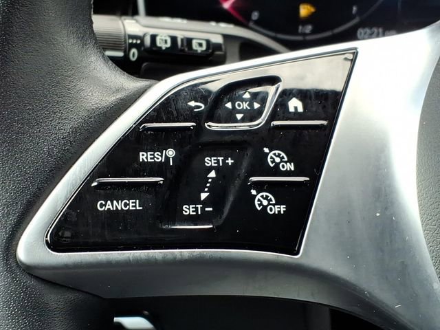 Used 2023 Mercedes-Benz GLC 300 4MATIC image 31