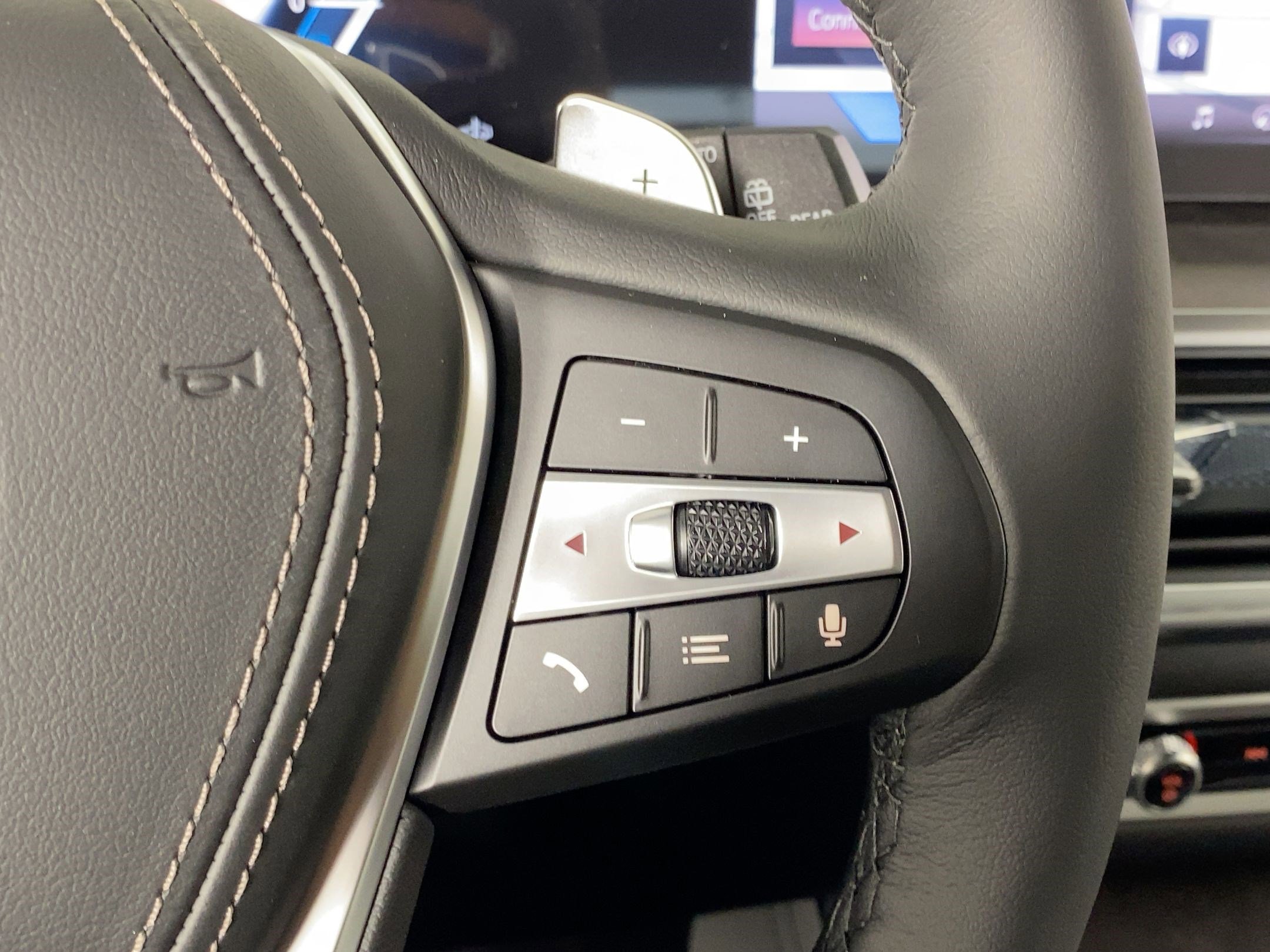 Used 2026 BMW X5 xDrive40i w/ Climate Comfort Package image 26