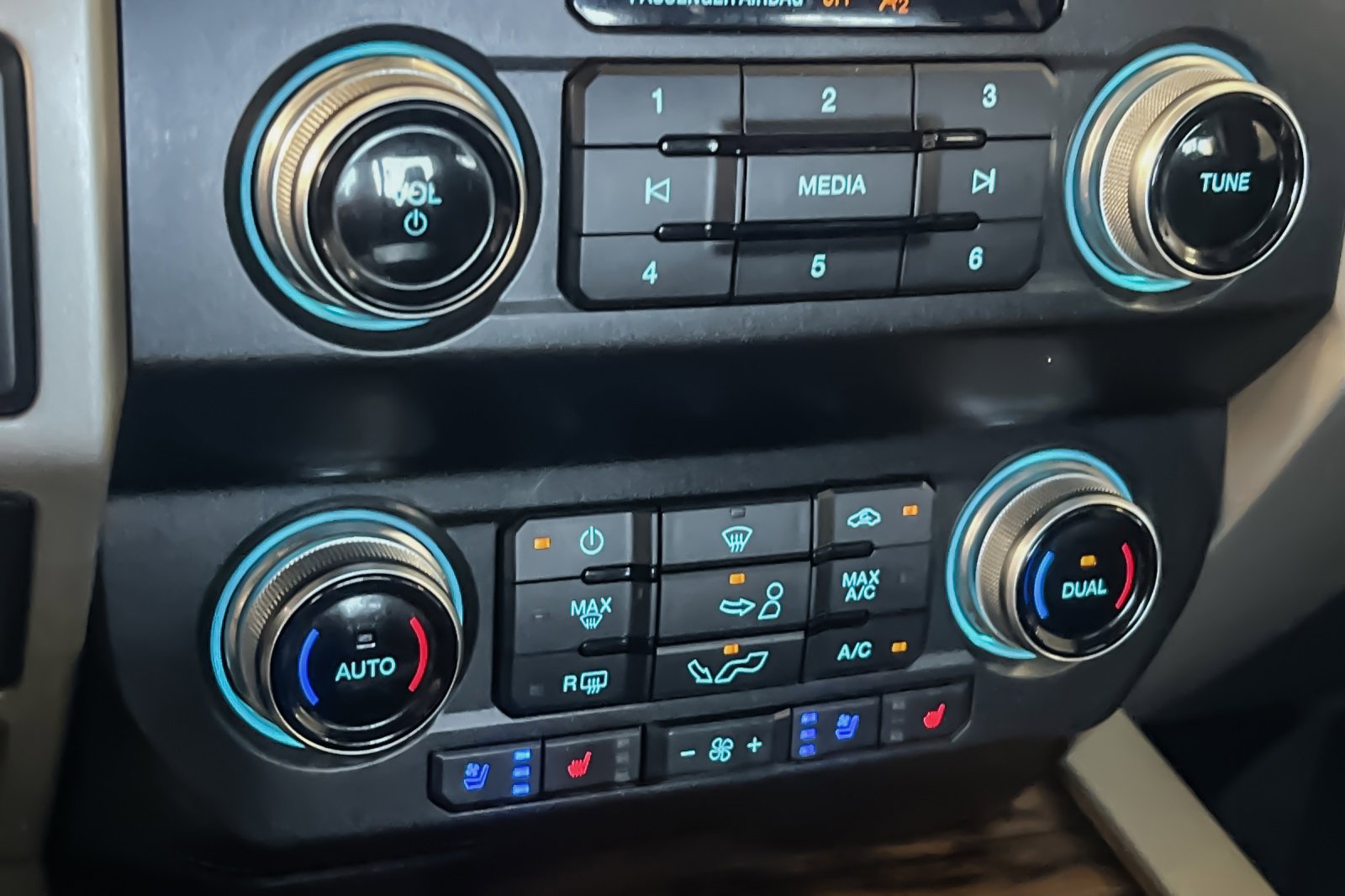 Used 2020 Ford F150 Lariat w/ Equipment Group 502A Luxury image 20