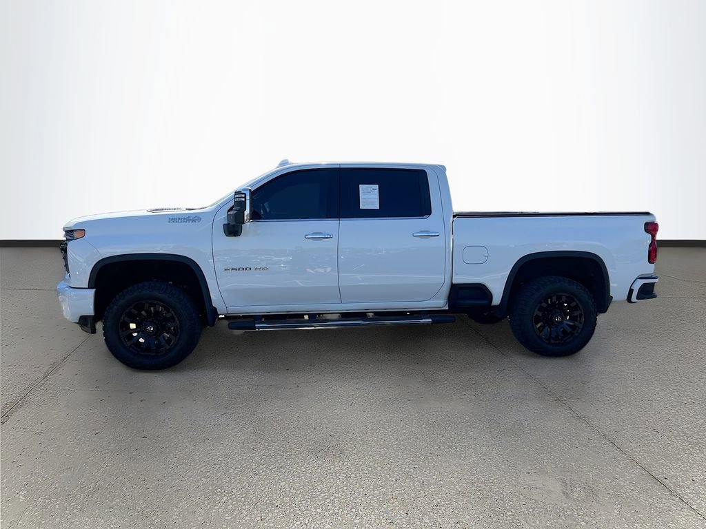Used 2022 Chevrolet Silverado 2500 High Country w/ Safety Package II AWD/4WD image 4
