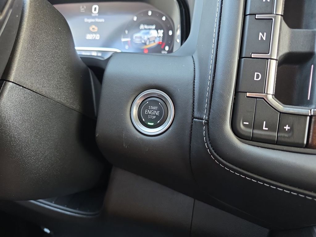 Used 2024 GMC Yukon Denali Ultimate image 17