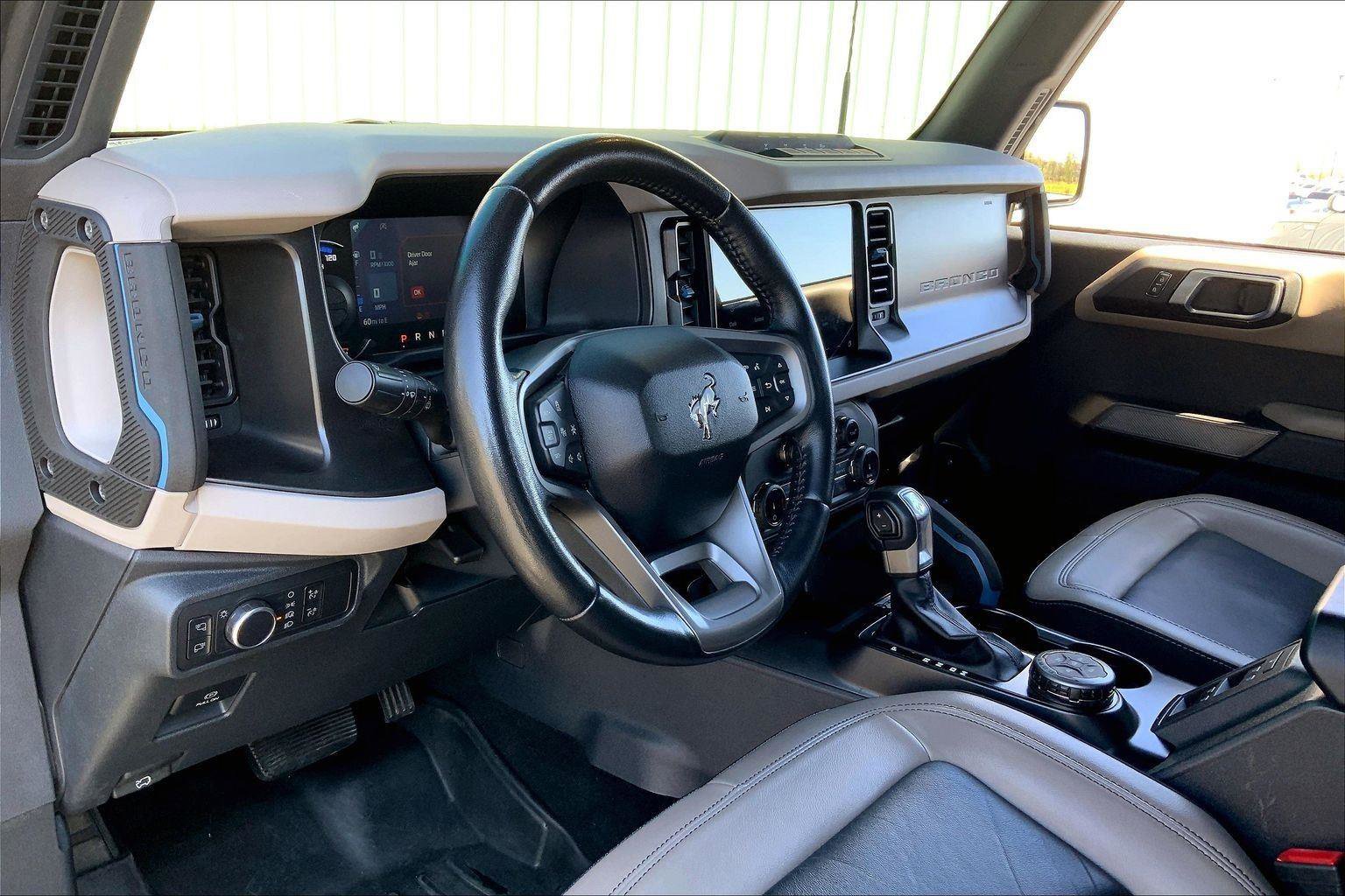 Used 2022 Ford Bronco Wildtrak AWD/4WD image 13