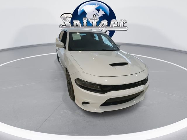 Used 2022 Dodge Charger Scat Pack image 2