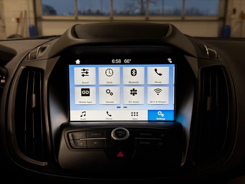 Used 2019 Ford Escape SE image 23