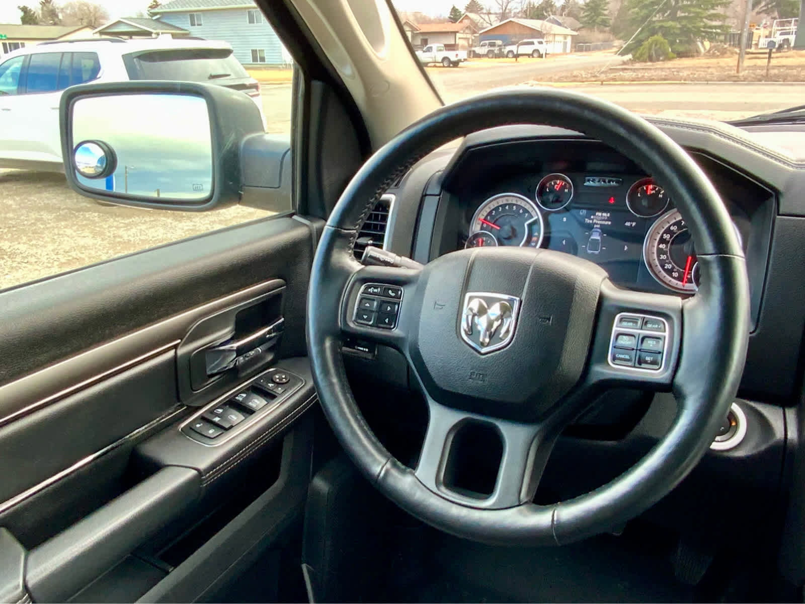 Used 2017 RAM 1500 Sport image 37