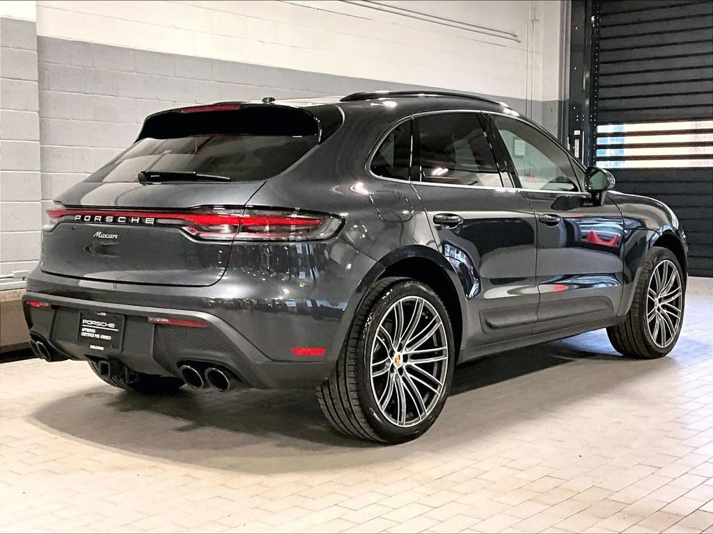 Certified 2024 Porsche Macan image 17