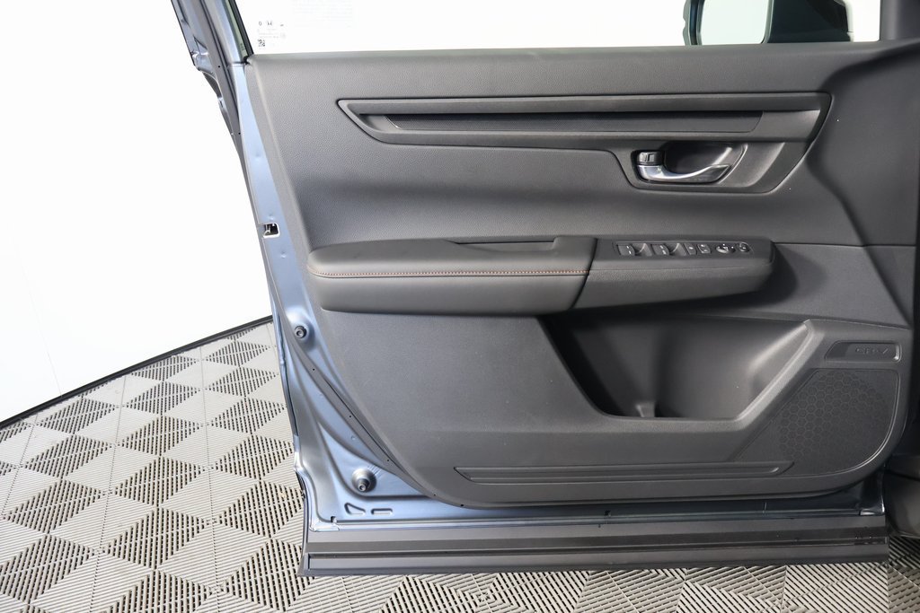 Used 2027 Honda CR-V Sport image 12