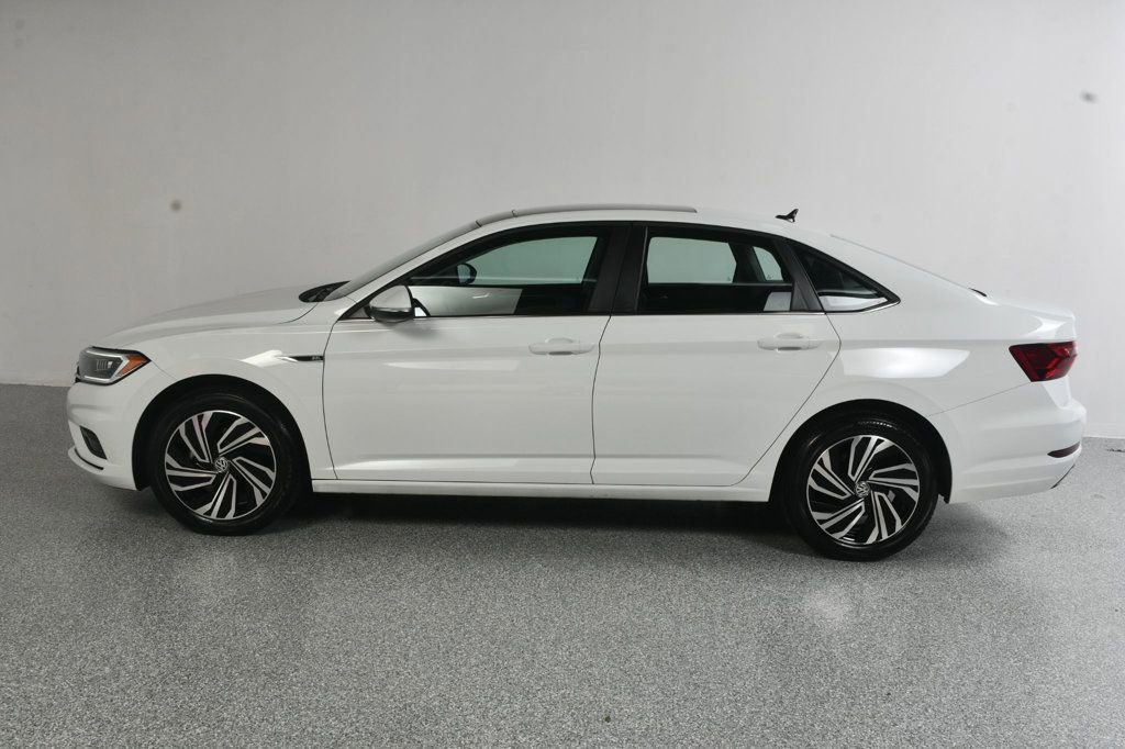 Used 2020 Volkswagen Jetta SEL Premium FWD image 3