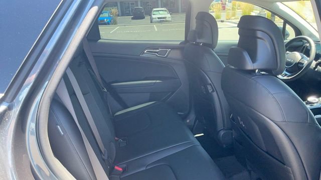 Certified 2025 Kia Sportage EX w/ EX Premium Package image 31