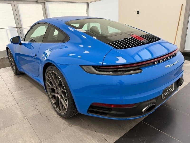 Certified 2022 Porsche 911 Carrera 4S w/ Premium Package image 3