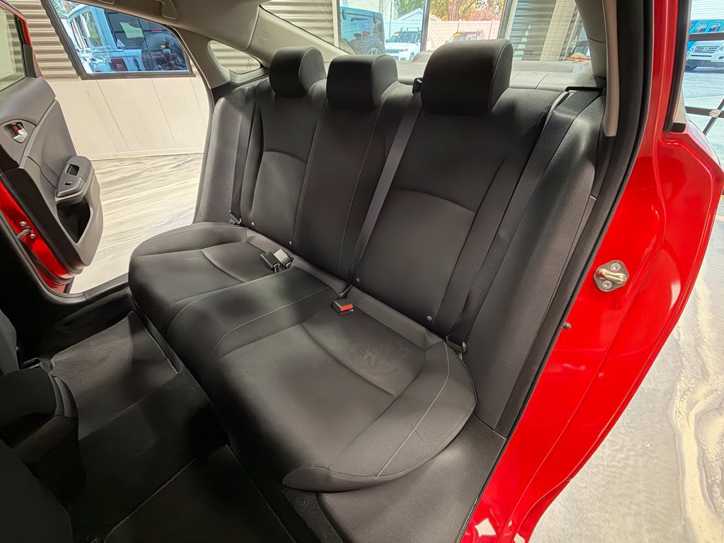 Used 2020 Honda Civic LX image 6