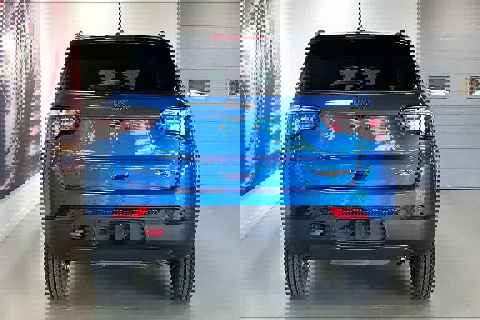 Used 2017 Jeep Compass Trailhawk w/ Leather Interior Group image 5