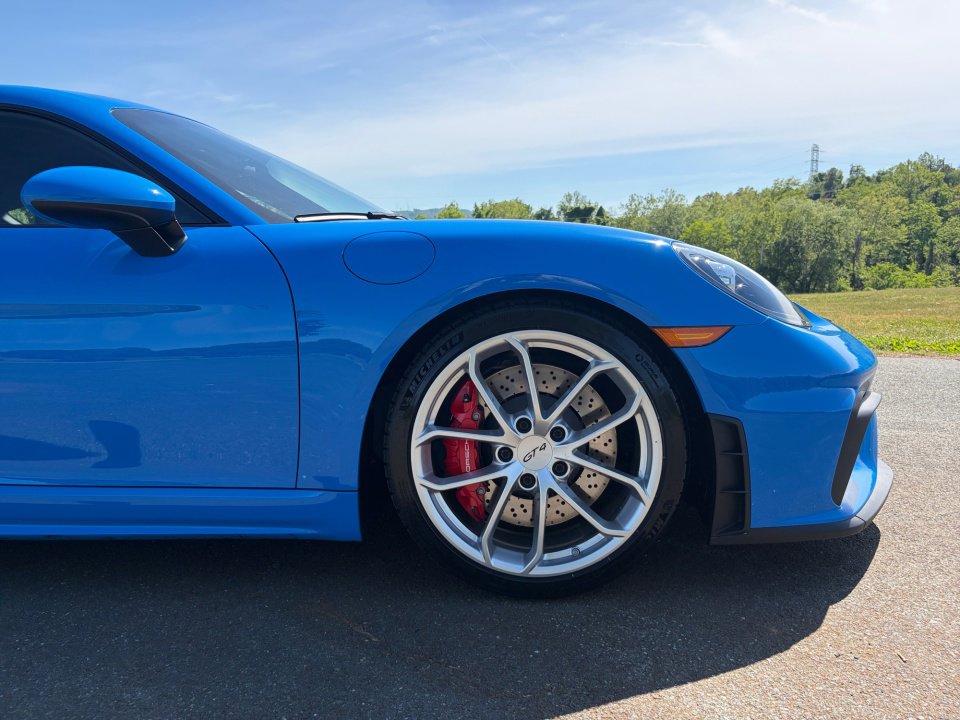 Certified 2022 Porsche 718 Cayman GT4 RWD image 11