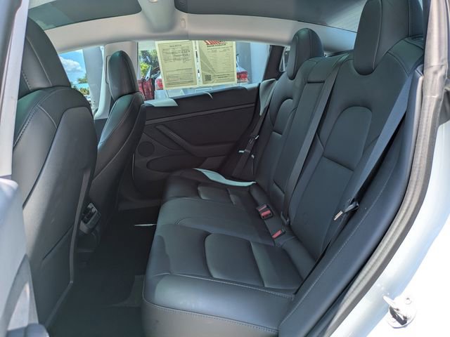 Used 2021 Tesla Model 3 Standard Range Plus RWD image 14