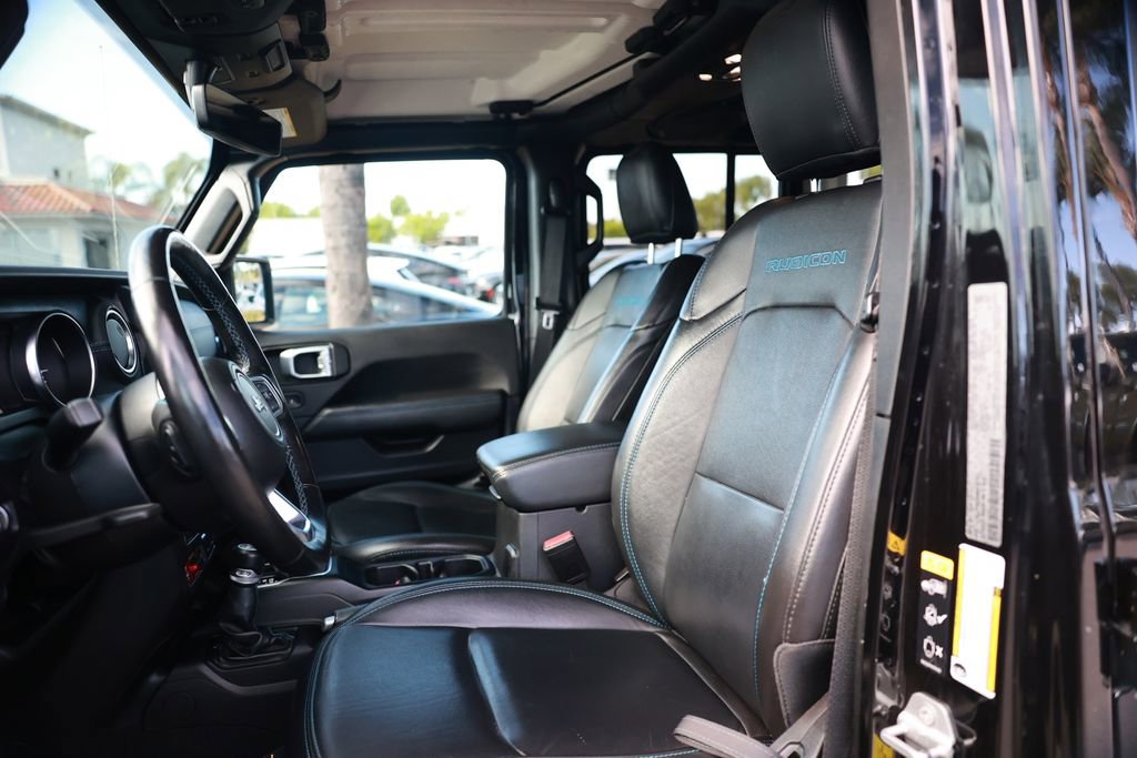 Used 2022 Jeep Wrangler Unlimited Rubicon 4xe w/ Cold Weather Group AWD/4WD image 18