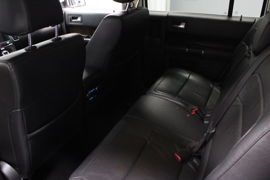 Used 2019 Ford Flex Limited FWD image 21