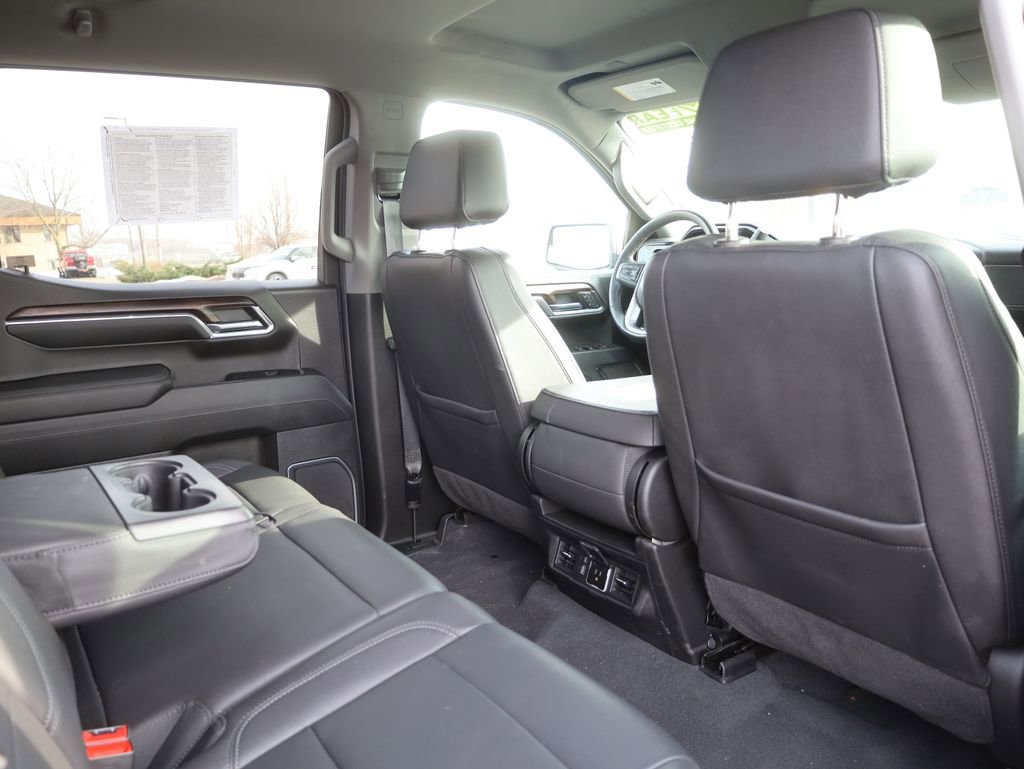 Used 2024 GMC Sierra 1500 SLT w/ X31 Off-Road Package AWD/4WD image 19
