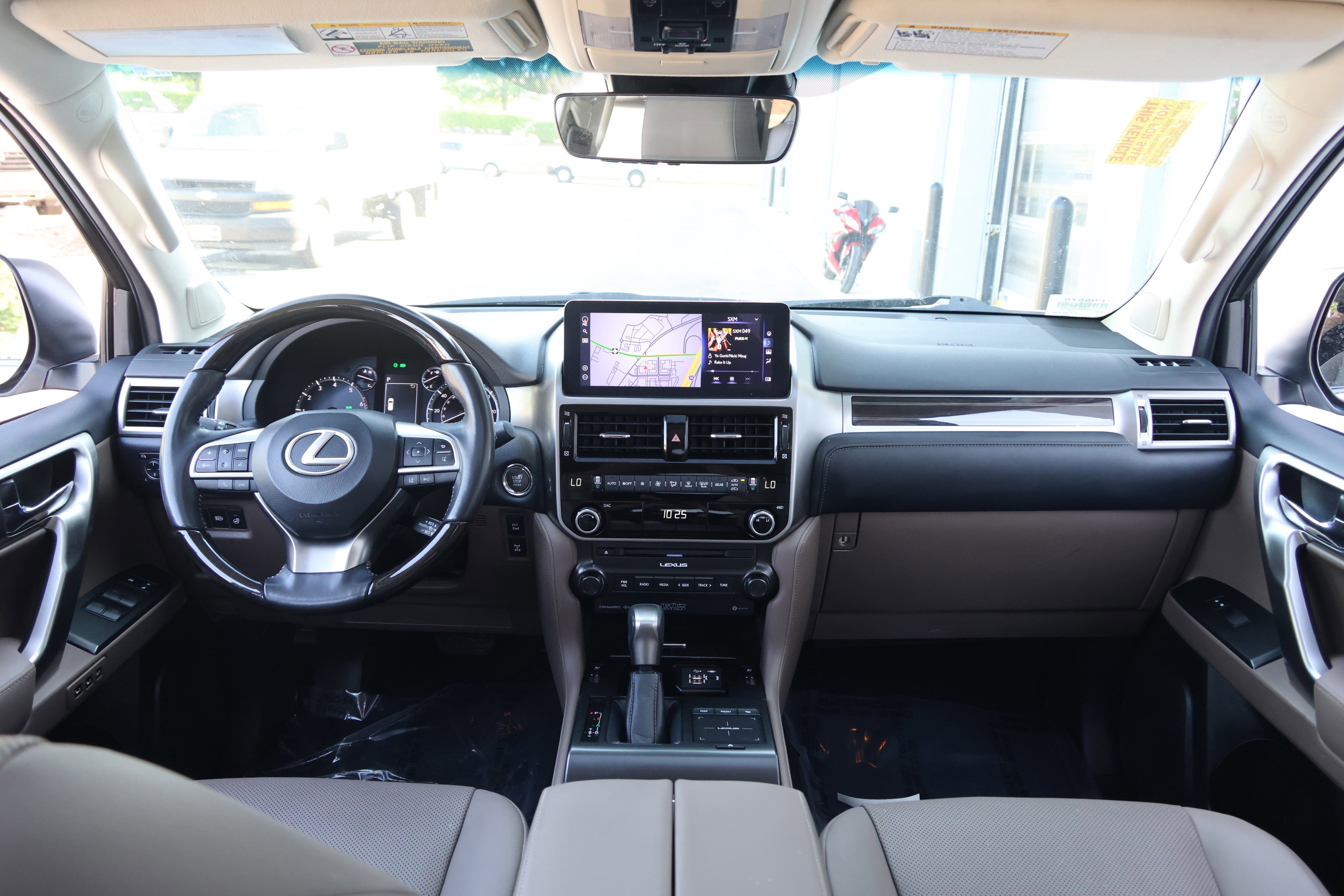 Used 2023 Lexus GX 460 Premium AWD/4WD image 17